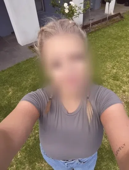 Christina, 30