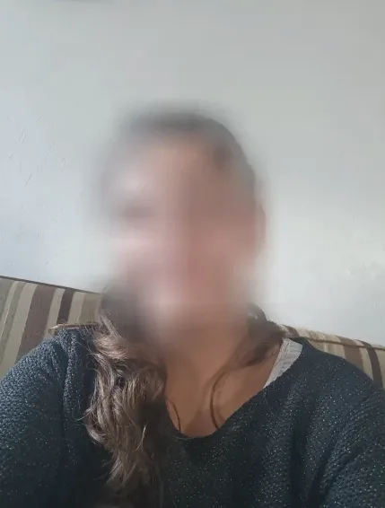 Clara, 25
