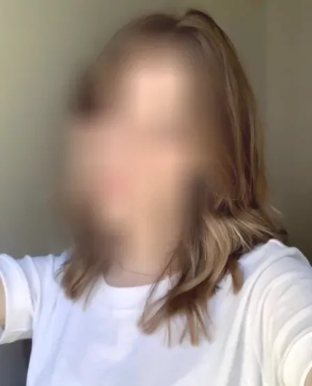 Elena, 28