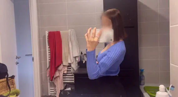 Elisa, 21