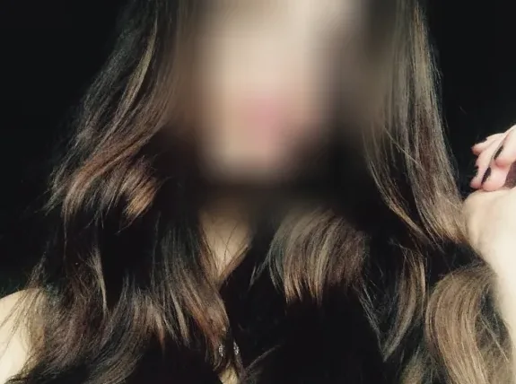 Fiona, 31