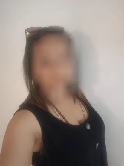 Jovana, 38