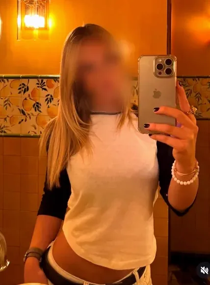 Maja, 29