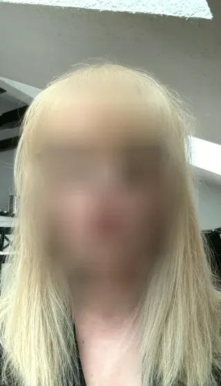 Nadine, 27