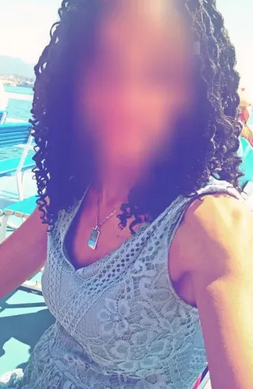 Nina, 34