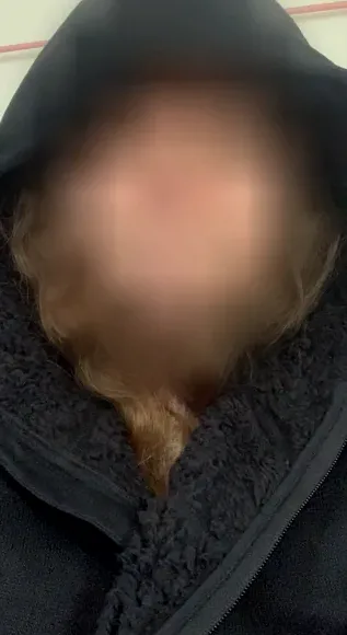 Rosa, 28
