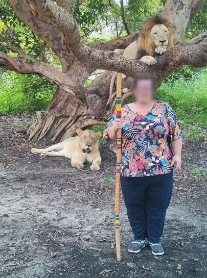 Yvonne, 31