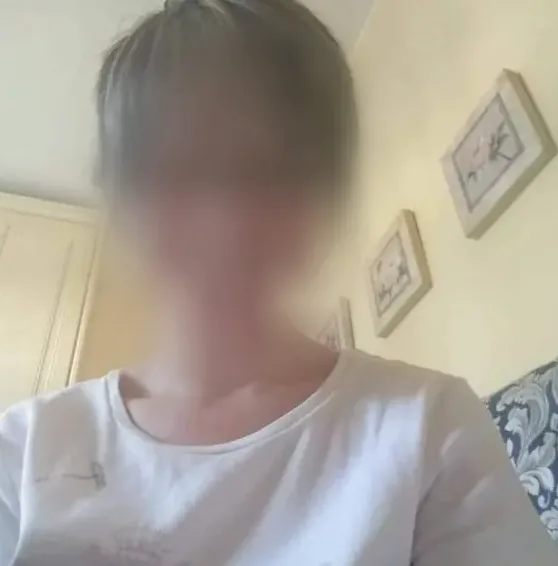 Zeynep, 34